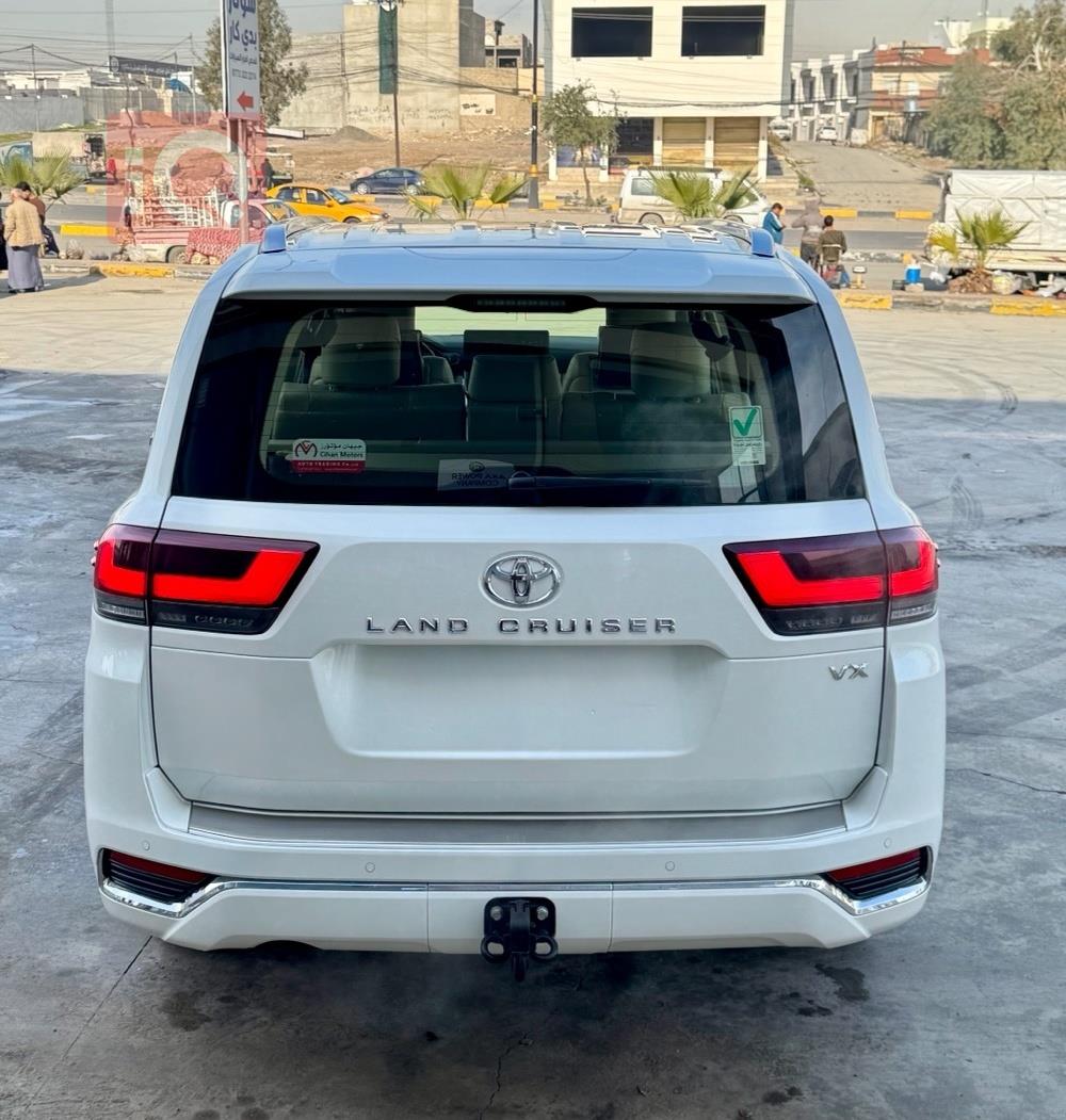 تۆیۆتا لاند کروزەر